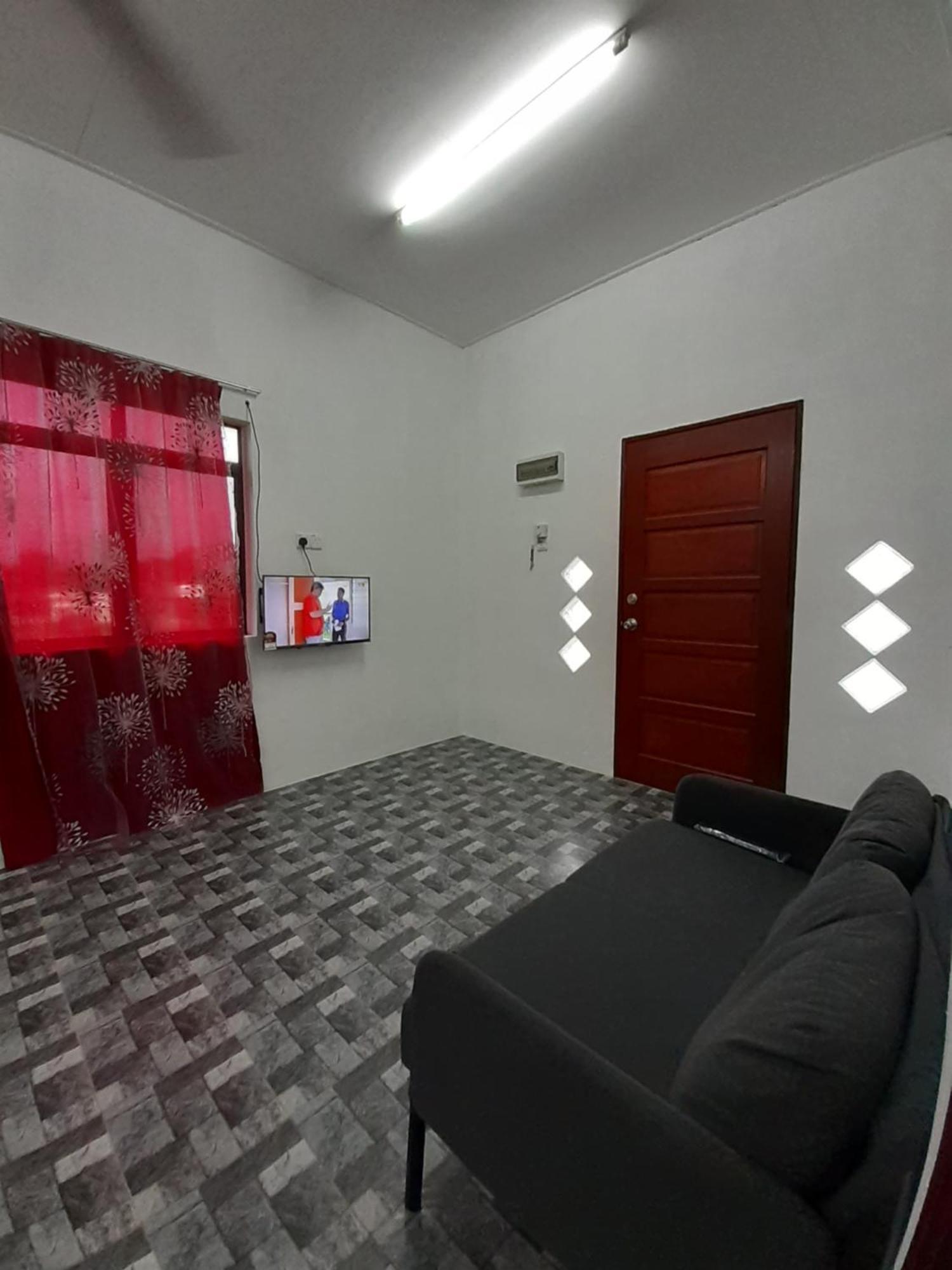 Homestay Idaman B B With 2 Room Aircond 2 Quen Bed And Not Sharing Room -Privacy Kuala Terengganu Buitenkant foto