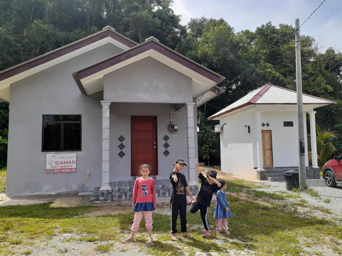 Homestay Idaman B B With 2 Room Aircond 2 Quen Bed And Not Sharing Room -Privacy Kuala Terengganu Buitenkant foto
