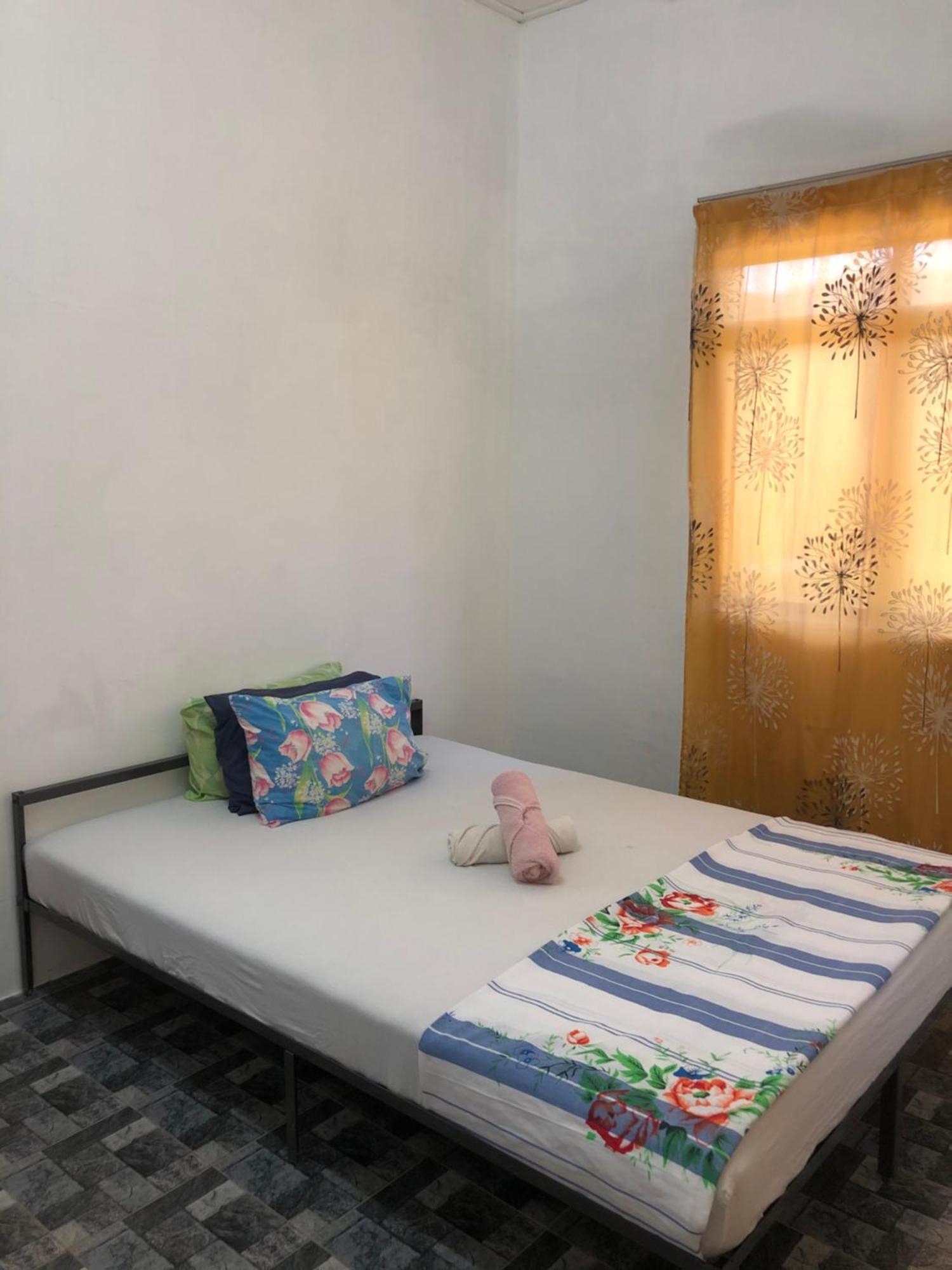 Homestay Idaman B B With 2 Room Aircond 2 Quen Bed And Not Sharing Room -Privacy Kuala Terengganu Buitenkant foto